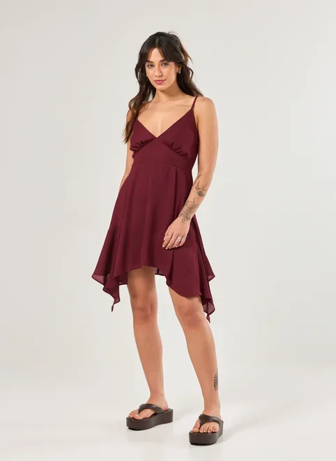 Vestido Curto Com Pontas