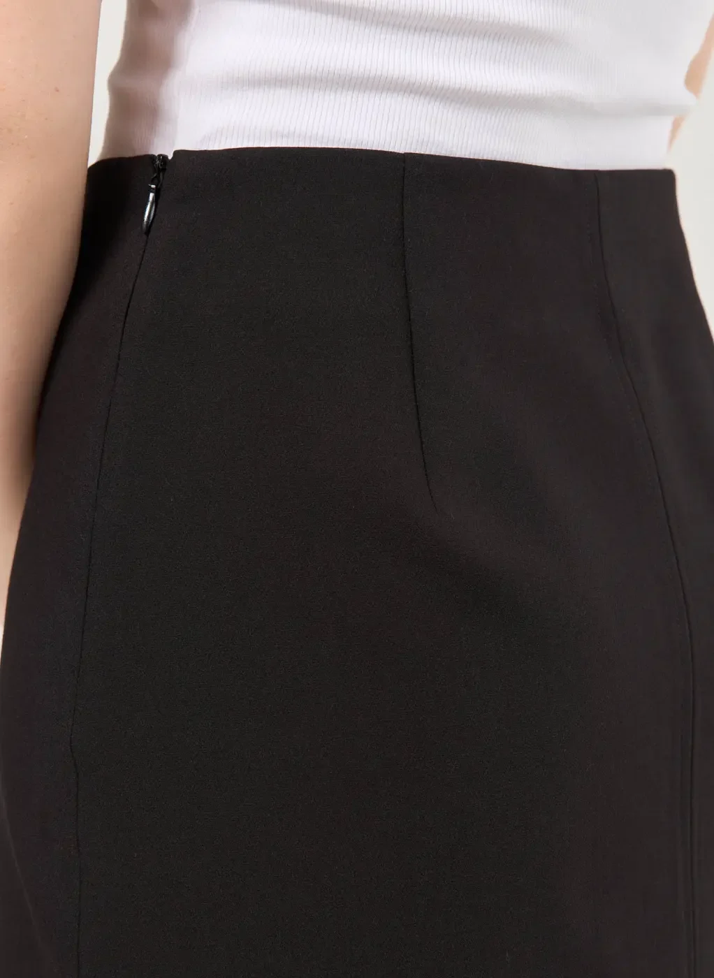 Saia Com Short Alfaiataria Preta