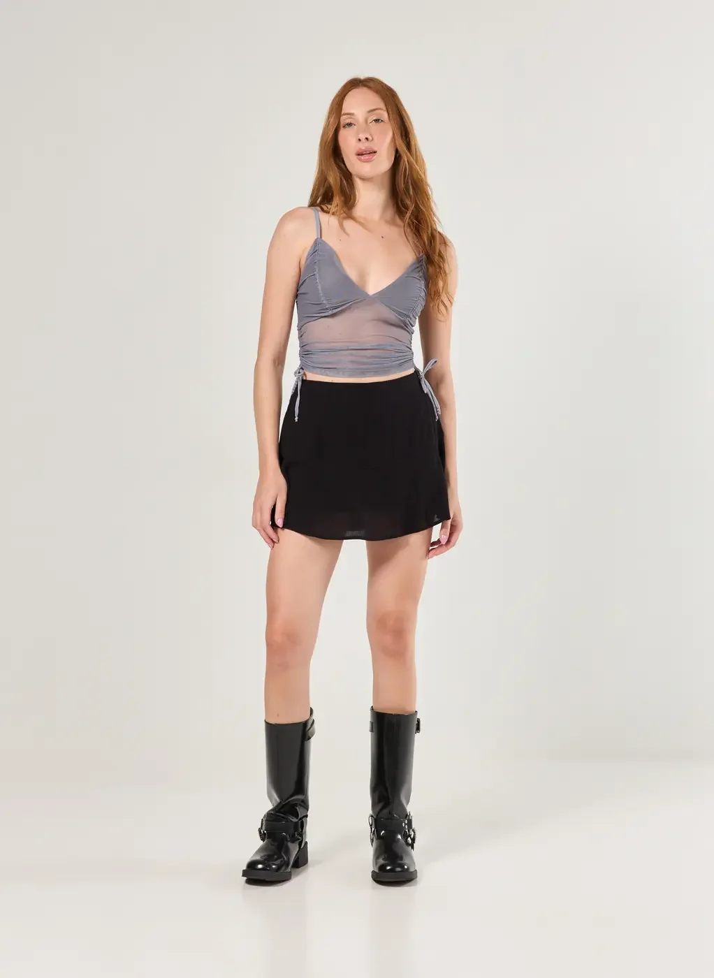 Saia Curta Preta Babado