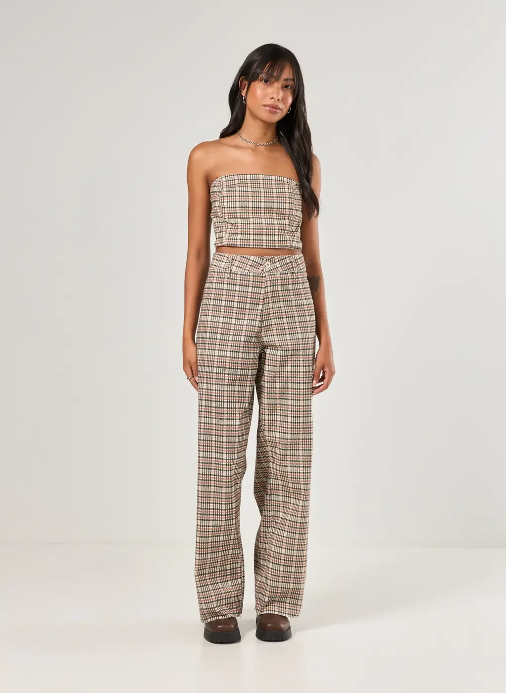 Calça Wide Leg Sarja Xadrez