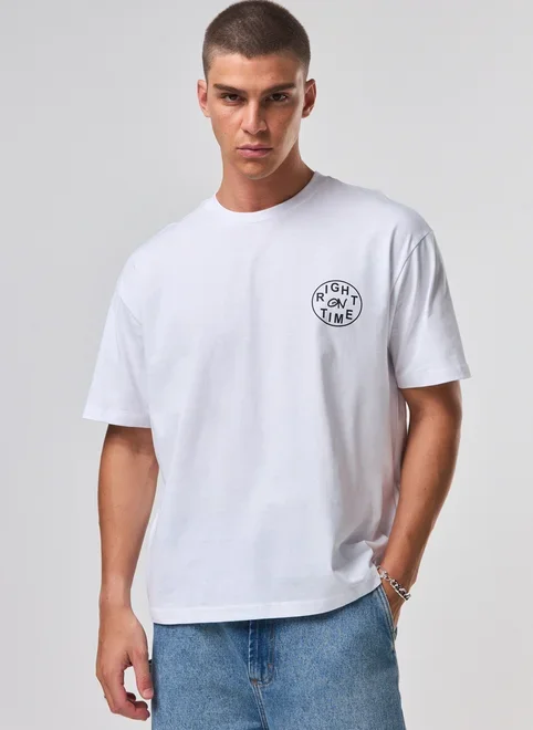 Camiseta Branca Box Right On Time