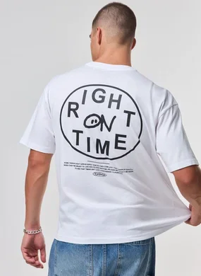 Camiseta Branca Box Right On Time