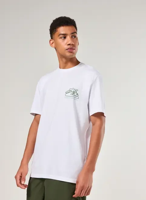 Camiseta Comfort Branca Estampa Costas