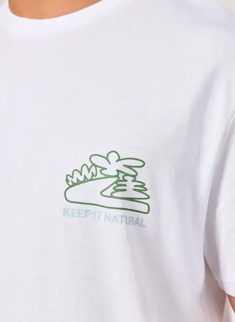 Camiseta Comfort Branca Estampa Costas