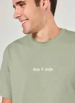 Camiseta Comfort Verde Simple