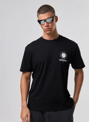 Camiseta Comfort Preta Universe