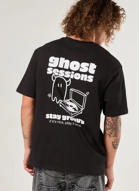 Camiseta Comfort Preta Groovy