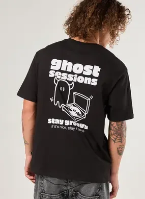 Camiseta Comfort Preta Groovy