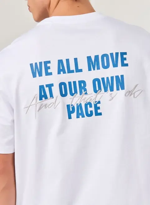 Camiseta Comfort Branca Bordado