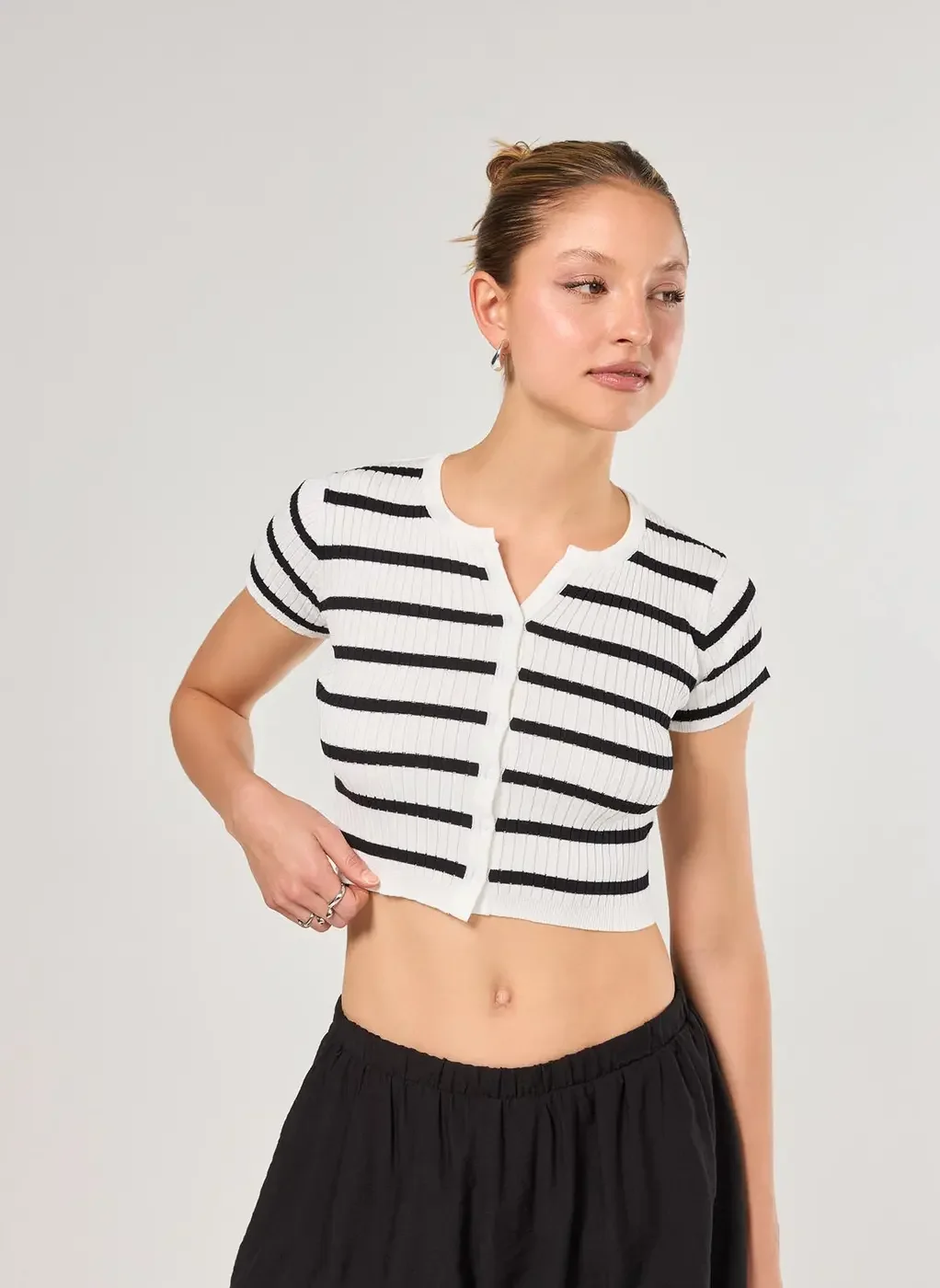 Blusa Malha De Tricô Listrada Com Botões