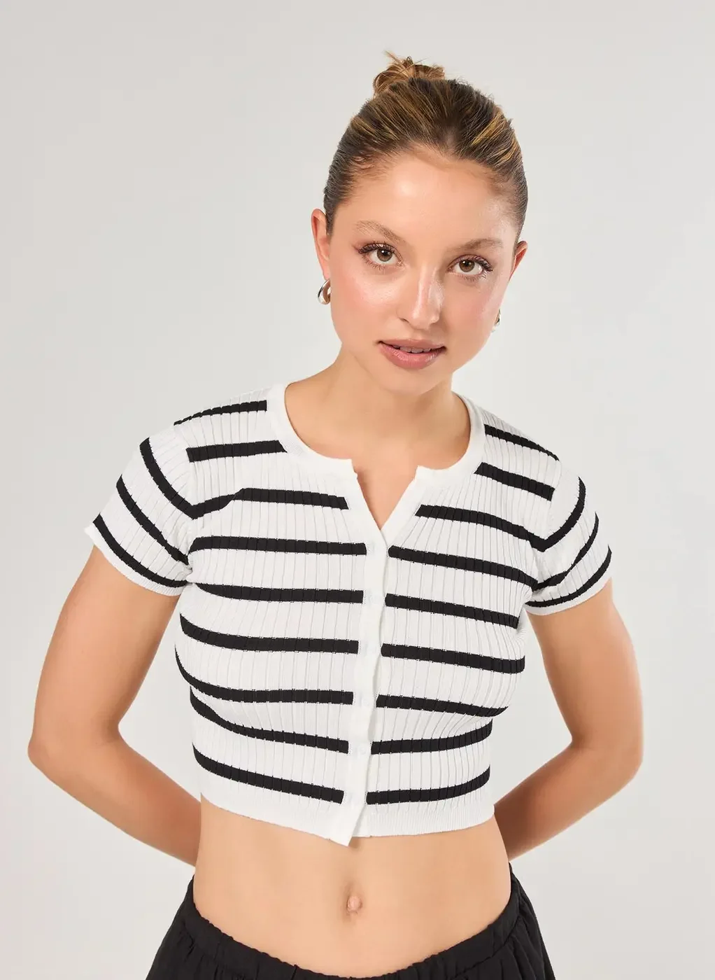 Blusa Malha De Tricô Listrada Com Botões