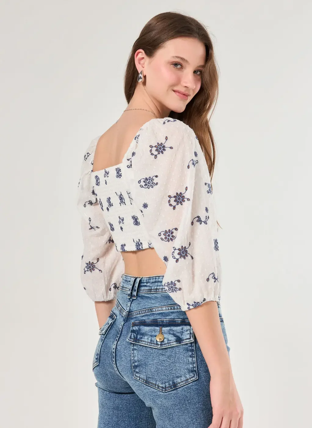 Cropped Broderie Amarração E Bordado