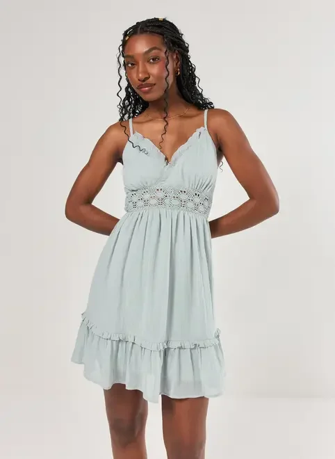 Vestido Curto Babados Verde Menta