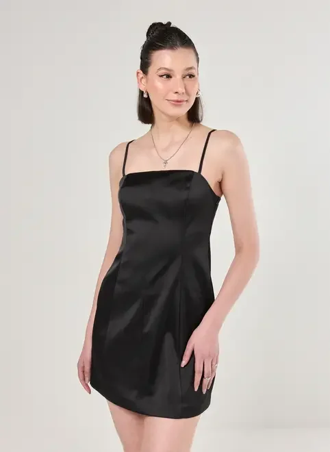 Vestido Estruturado Curto Preto Acetinado