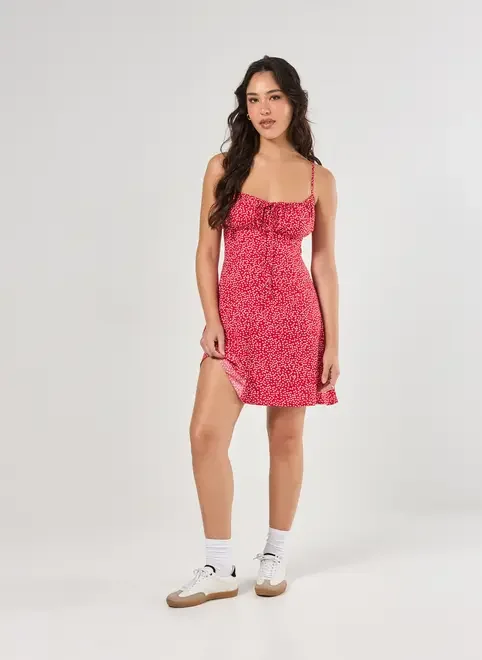 Vestido Curto Busto Franzido