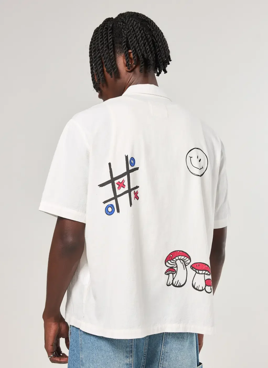 Camiseta Box Branca Desenhos