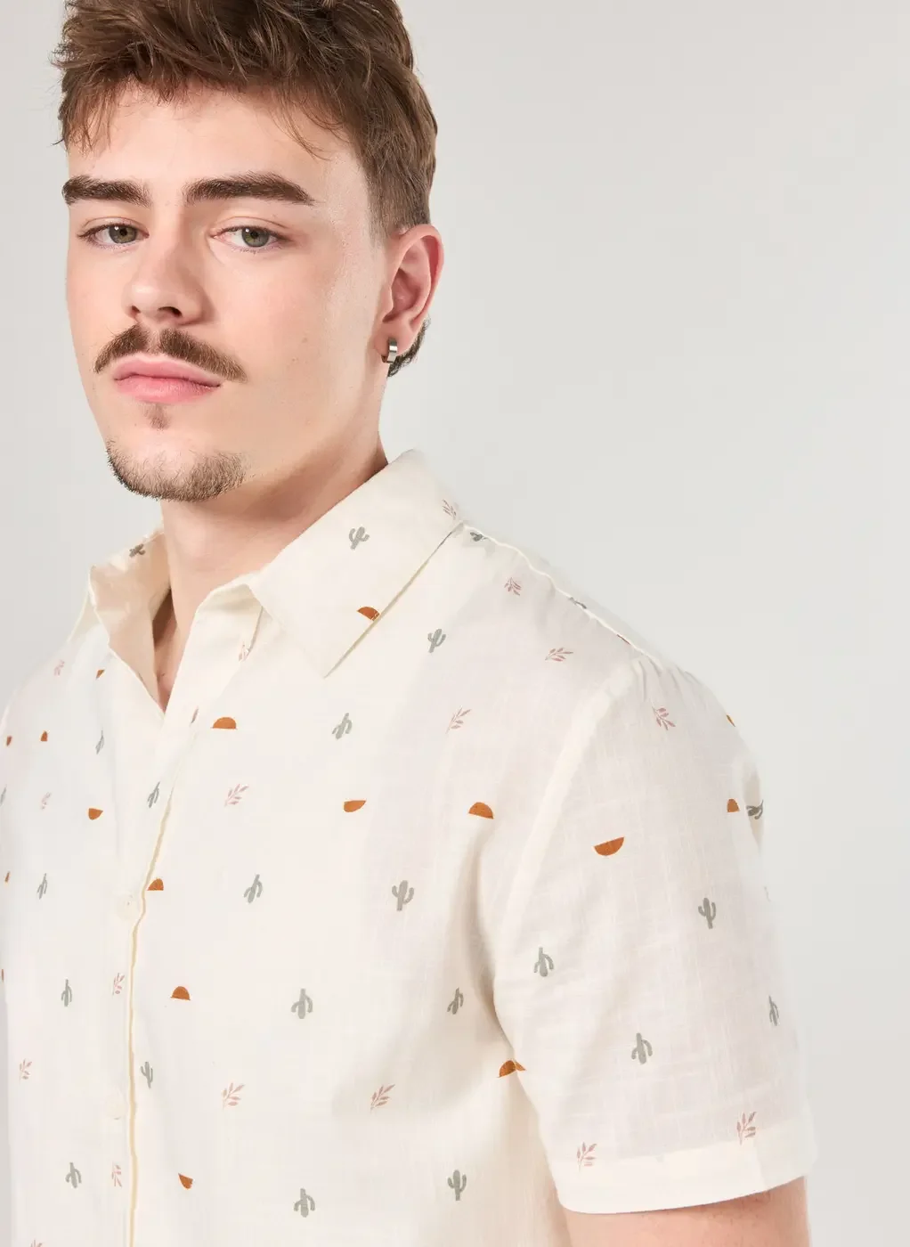 Camisa Off-White Ícones Deserto