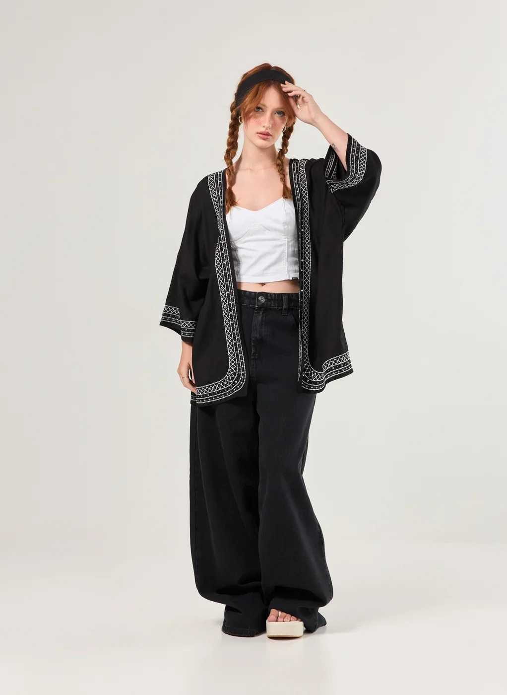 Kimono Preto Bordado