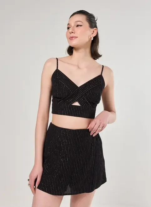 Cropped Preto Fios De Lurex