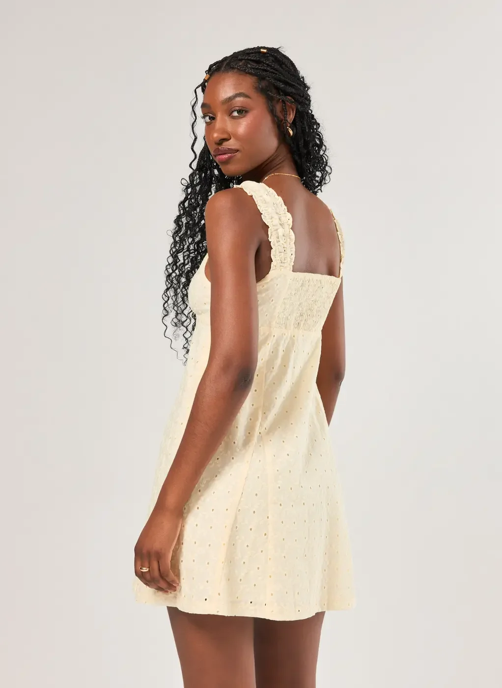 Vestido Broderie Amarelo Manteiga