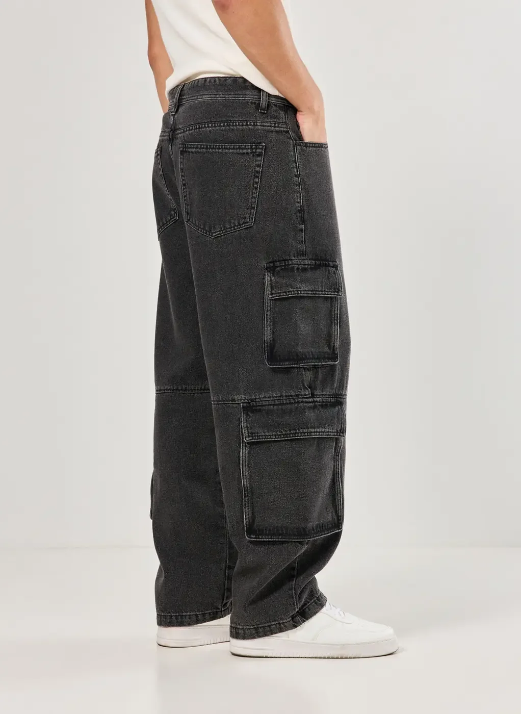Calça Jeans Baggy Cargo