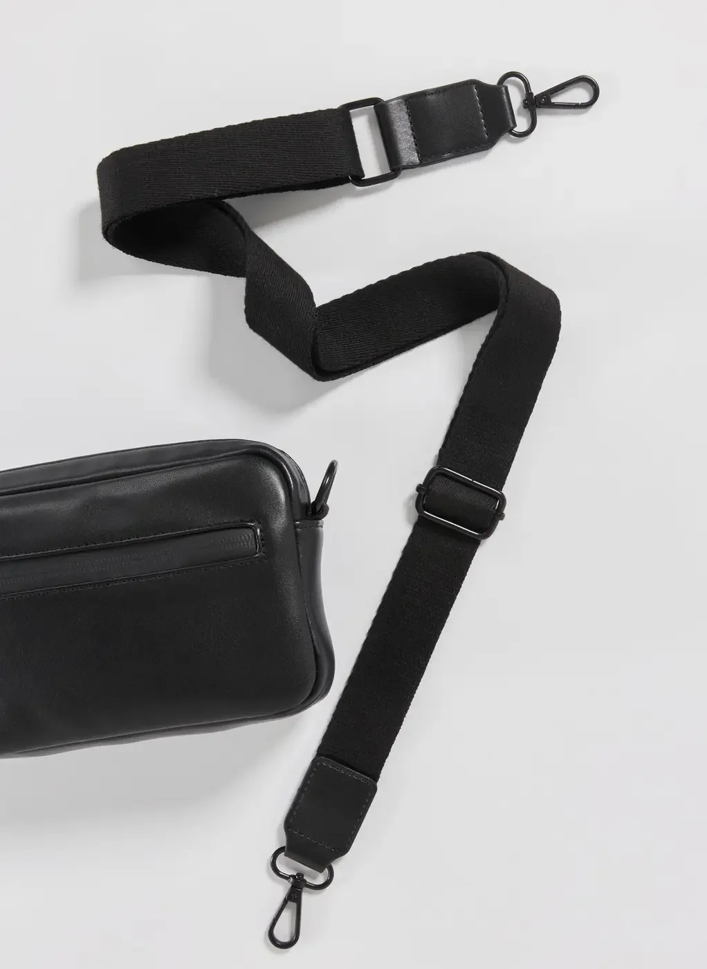 Bolsa Crossbody Poliuretano Preto