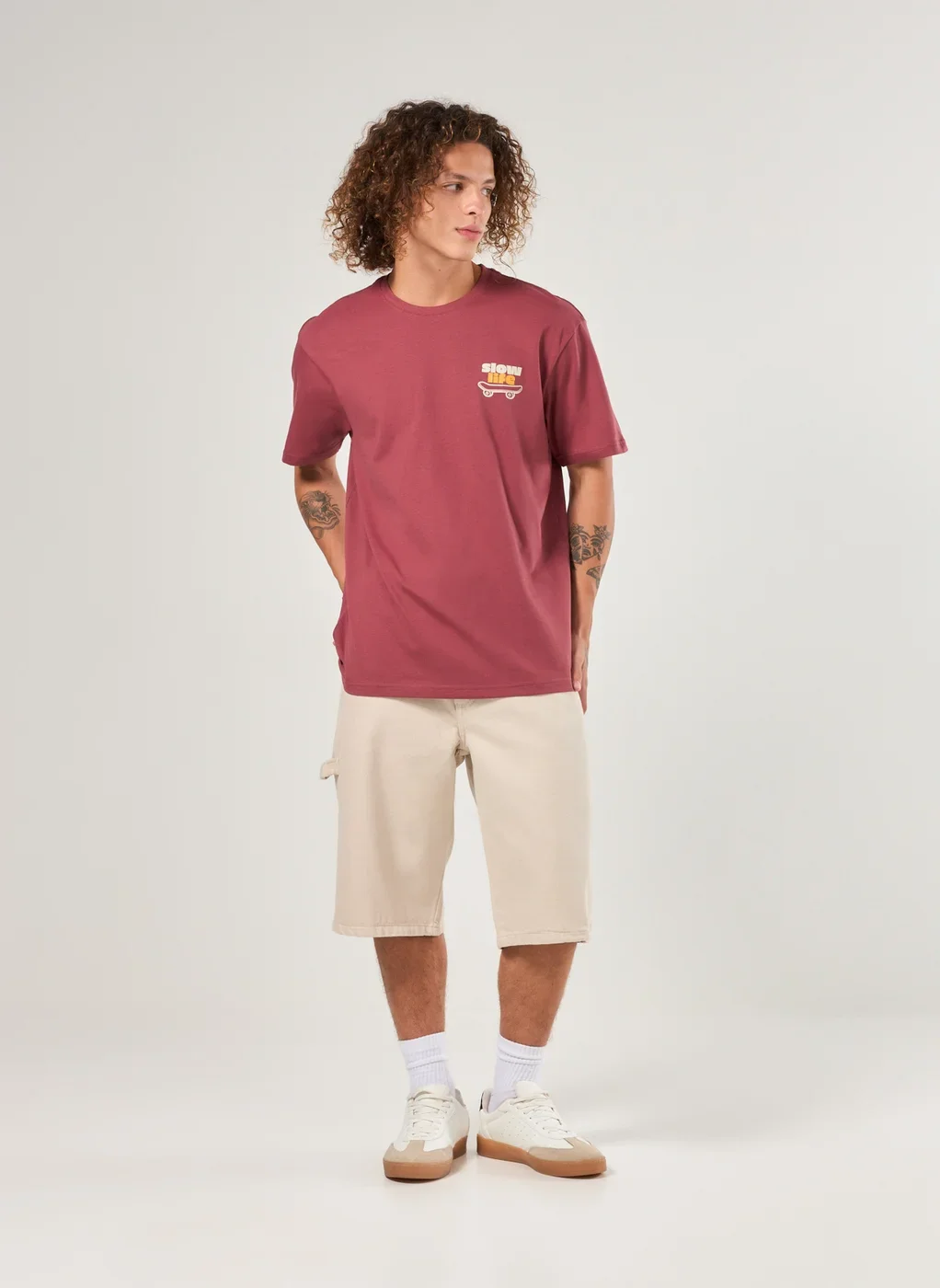 Camiseta Comfort Vinho Estonada Skate