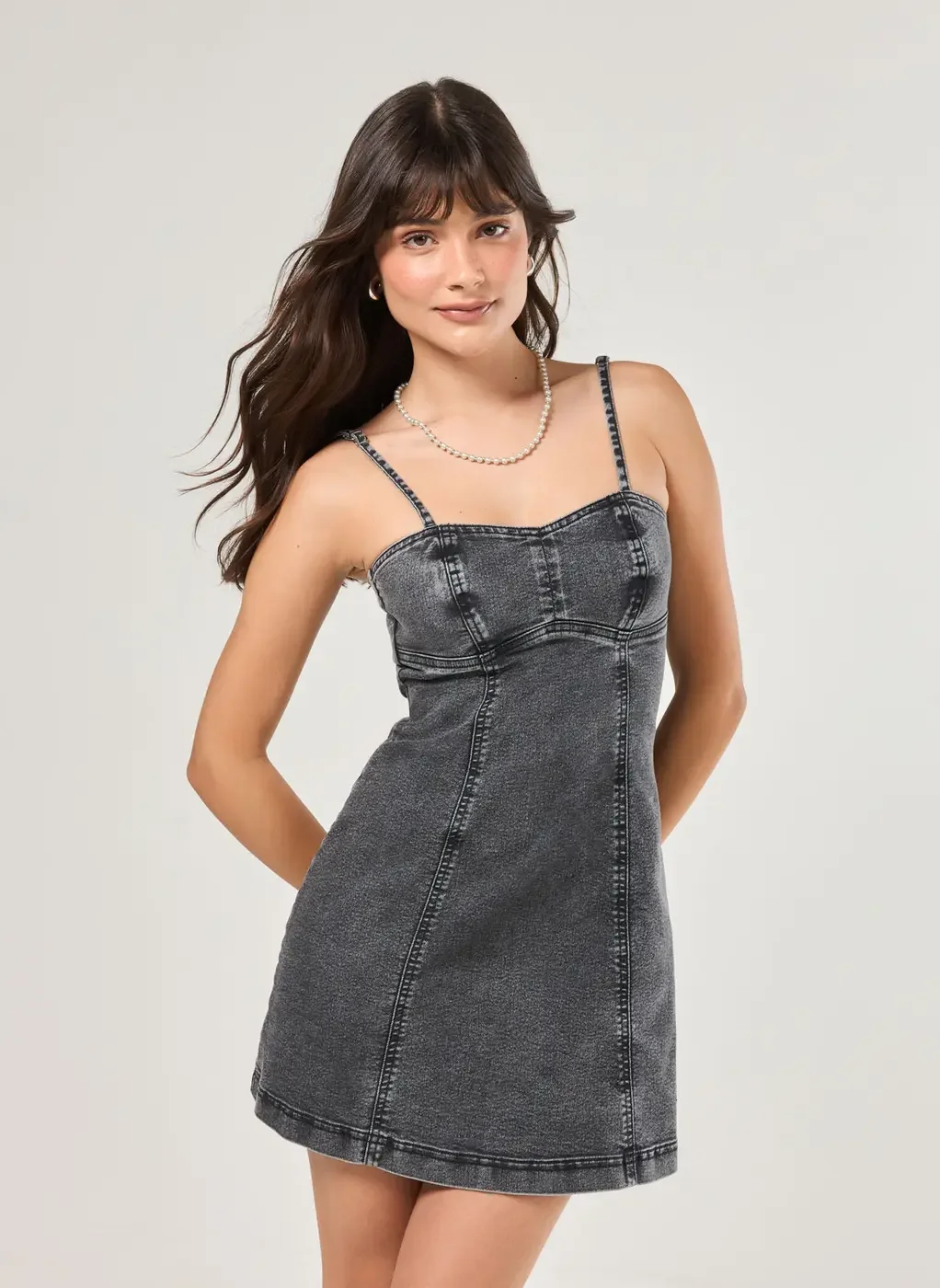 Vestido Curto Em Jeans Preto