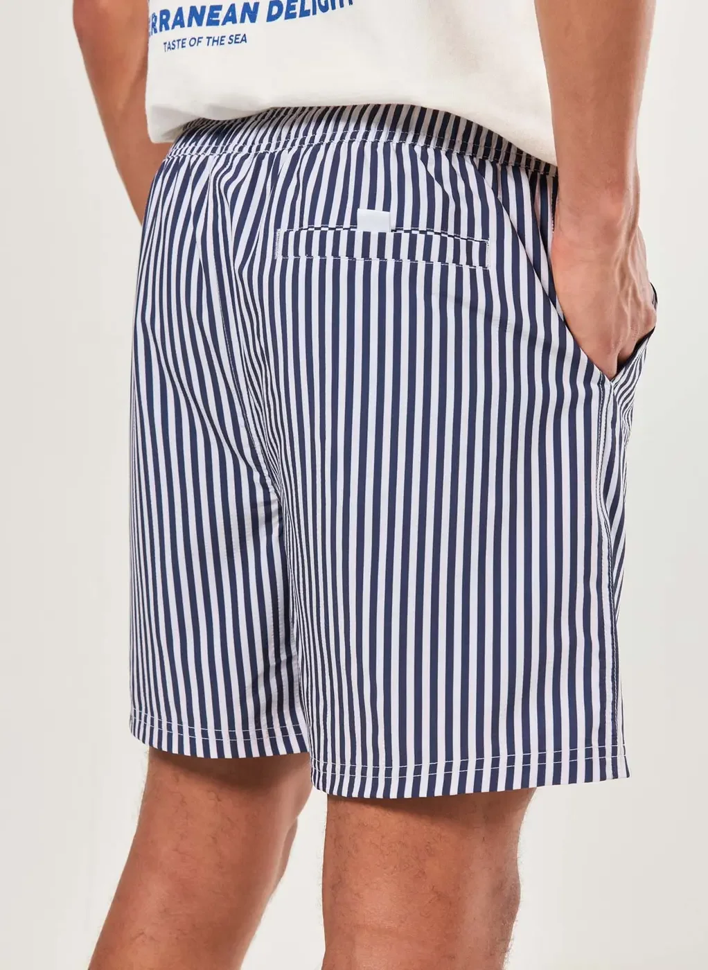 Bermuda Tecido Texturizado Listras