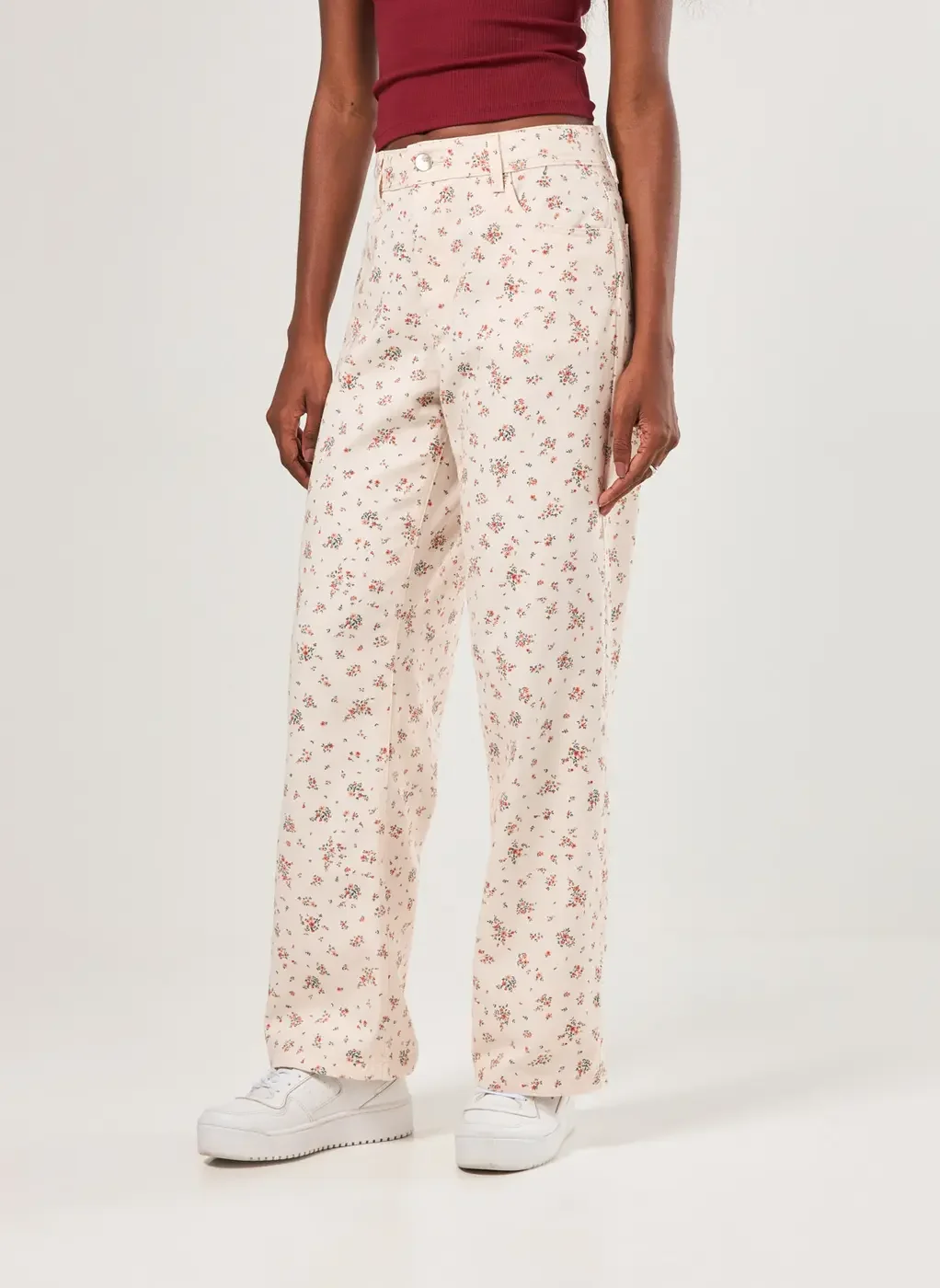 Calça Wide Leg Sarja Off-White Florzinhas