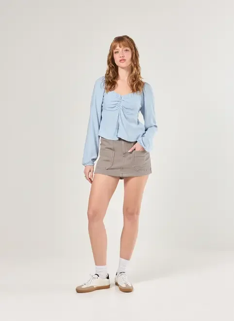 Short Saia Sarja Costuras Marcantes