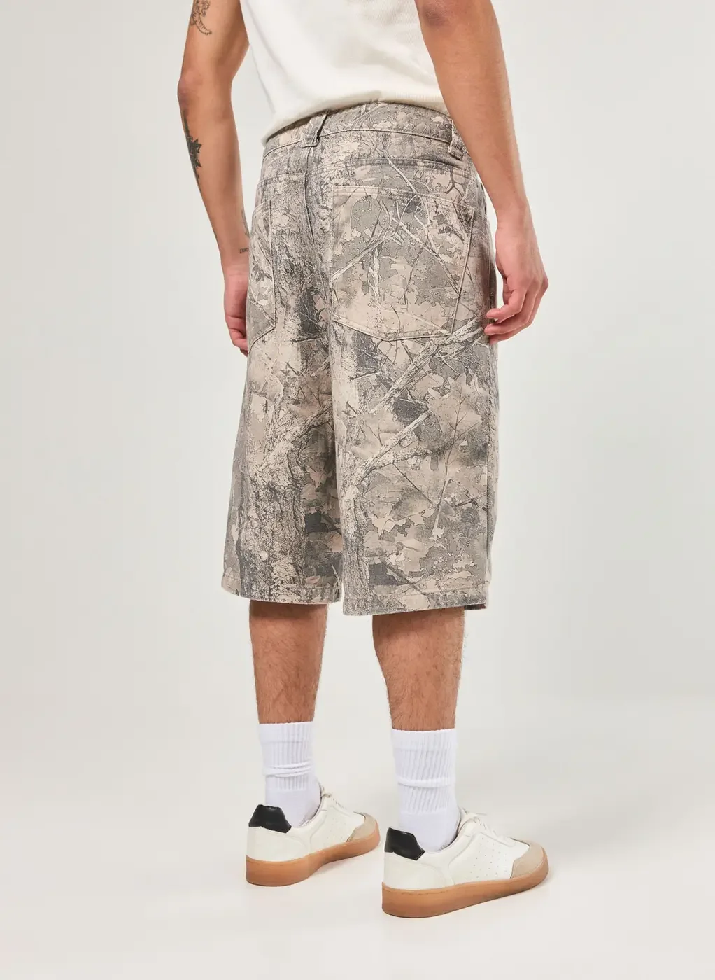 Jorts Em Sarja Camuflada