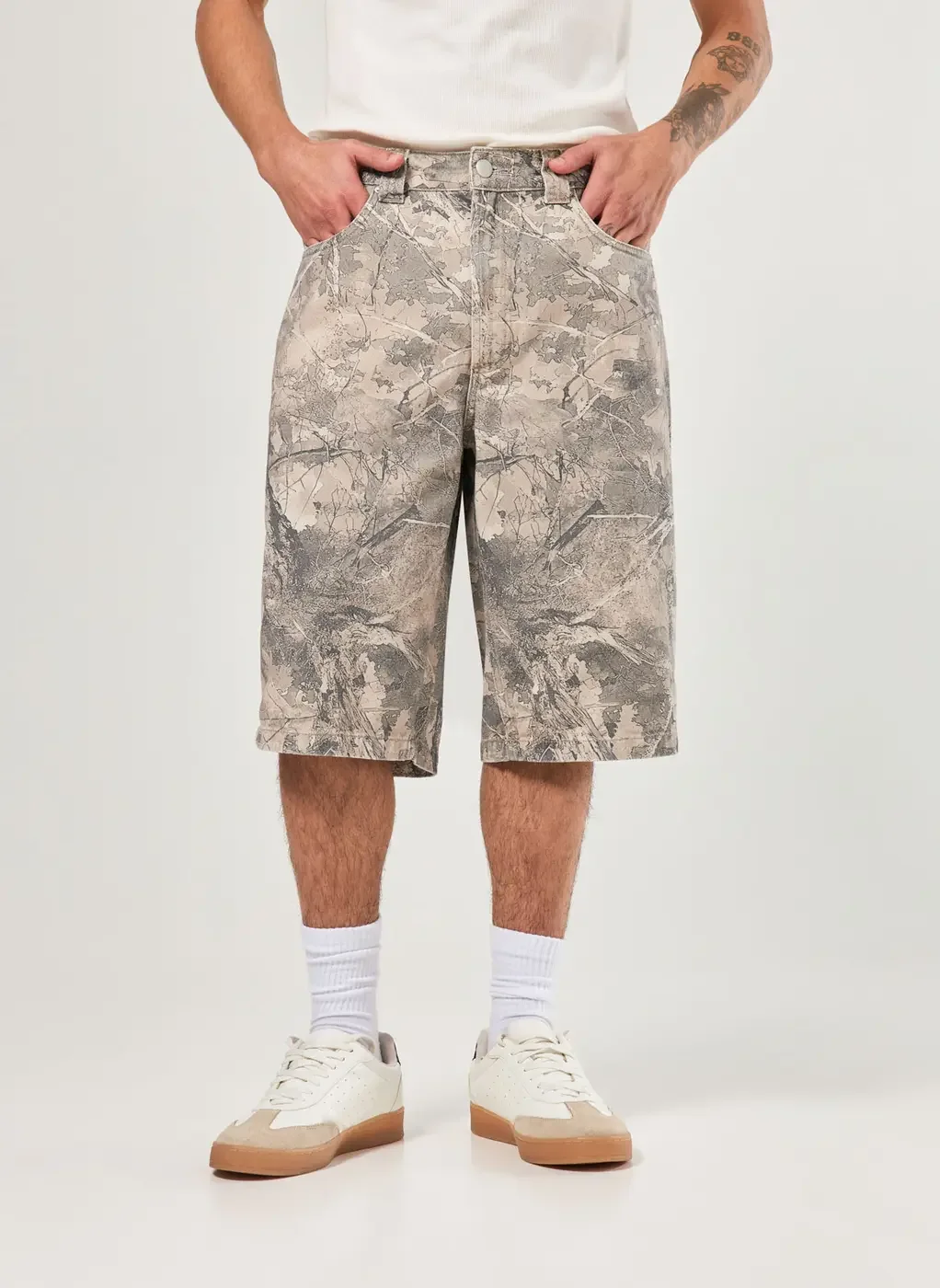 Jorts Em Sarja Camuflada