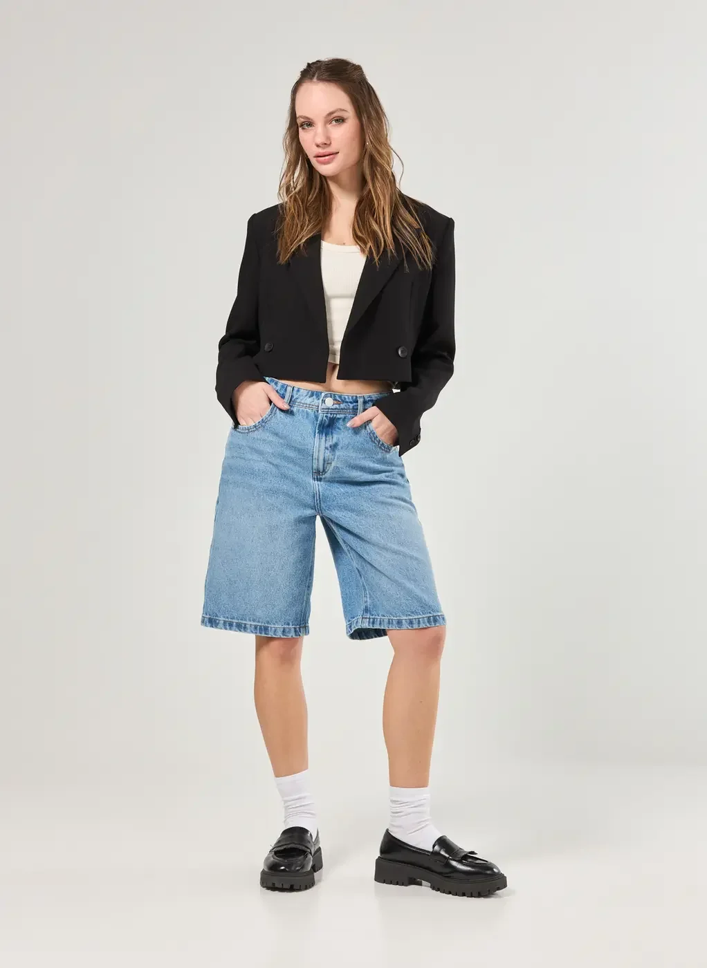 Bermuda Jeans Cintura Média