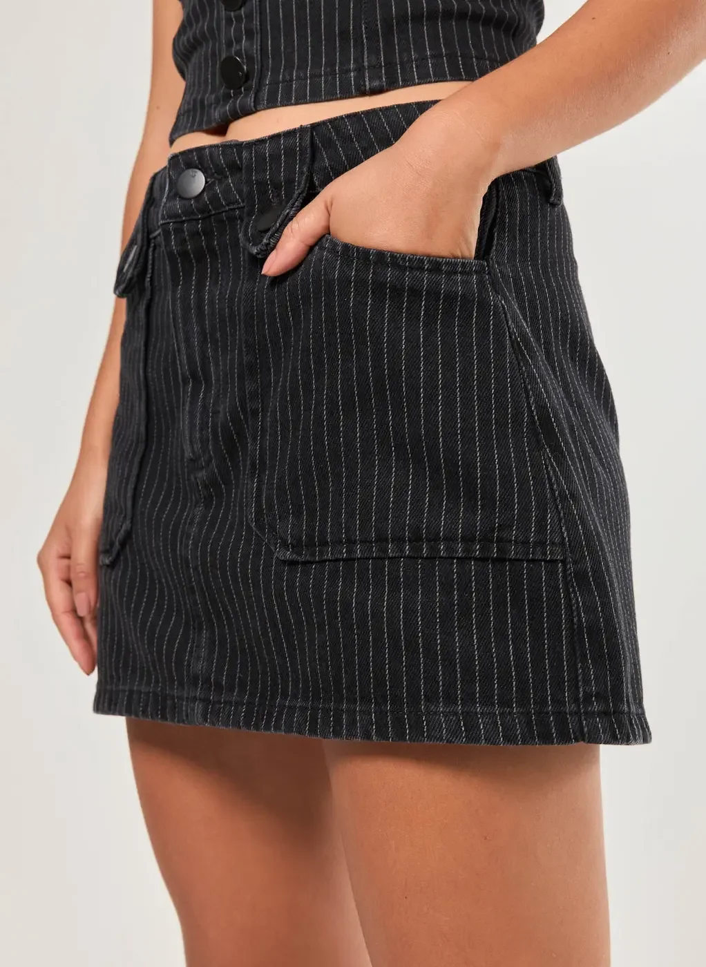 Saia Jeans Preta Risca De Giz