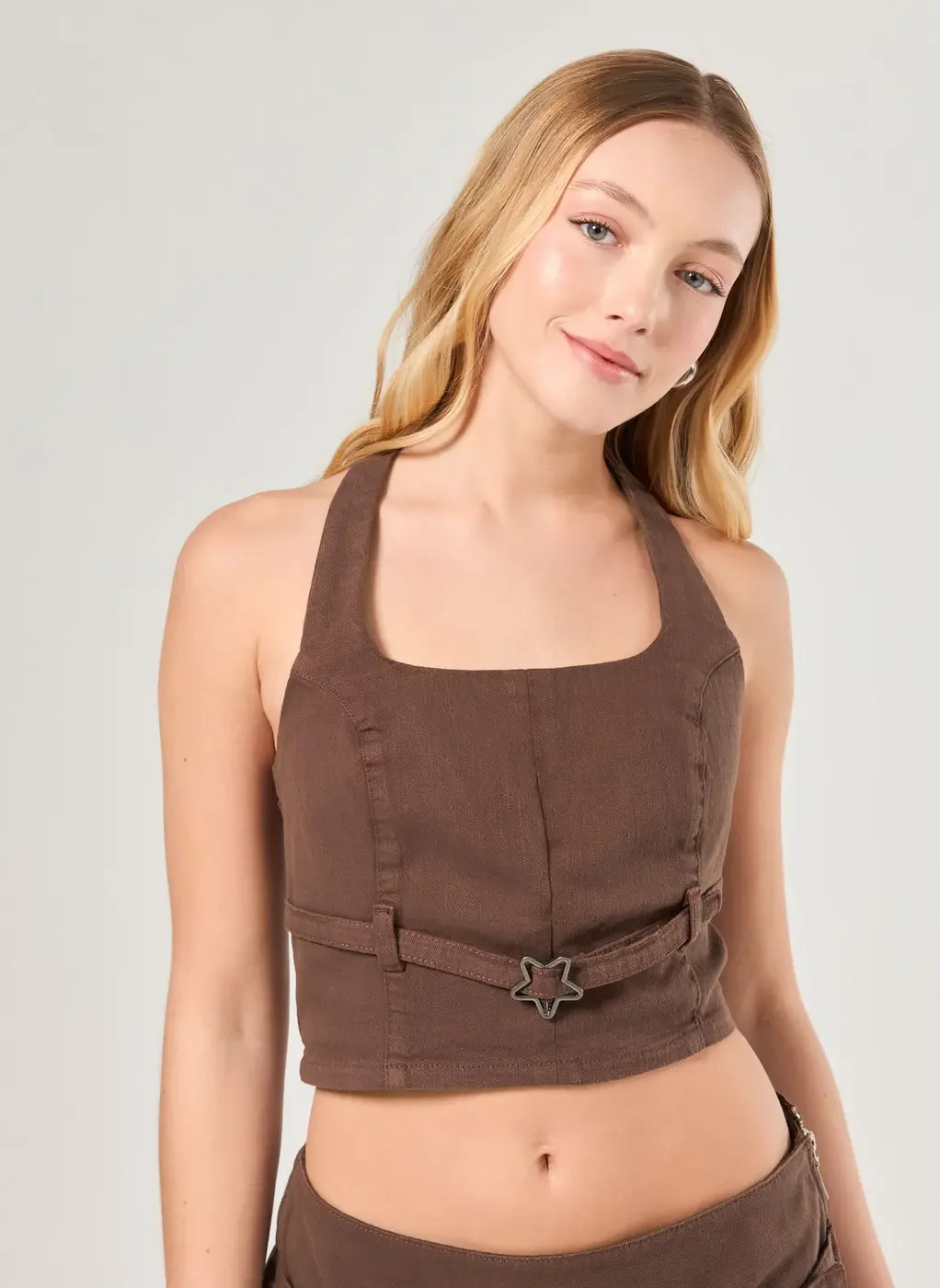 Cropped Sarja Marrom Com Cinto