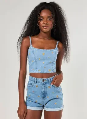 Cropped Jeans Florzinhas Bordadas