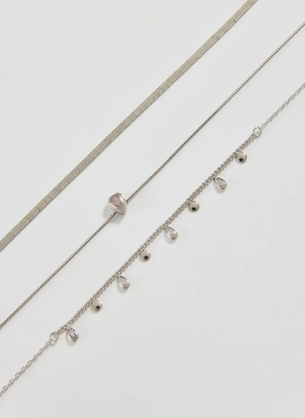 Conjunto 3 Colares Prateados Gota Zircônia