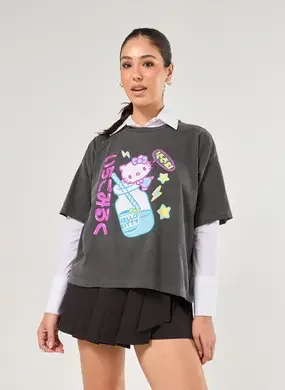 Camiseta Box Preta Estonada Hello Kitty