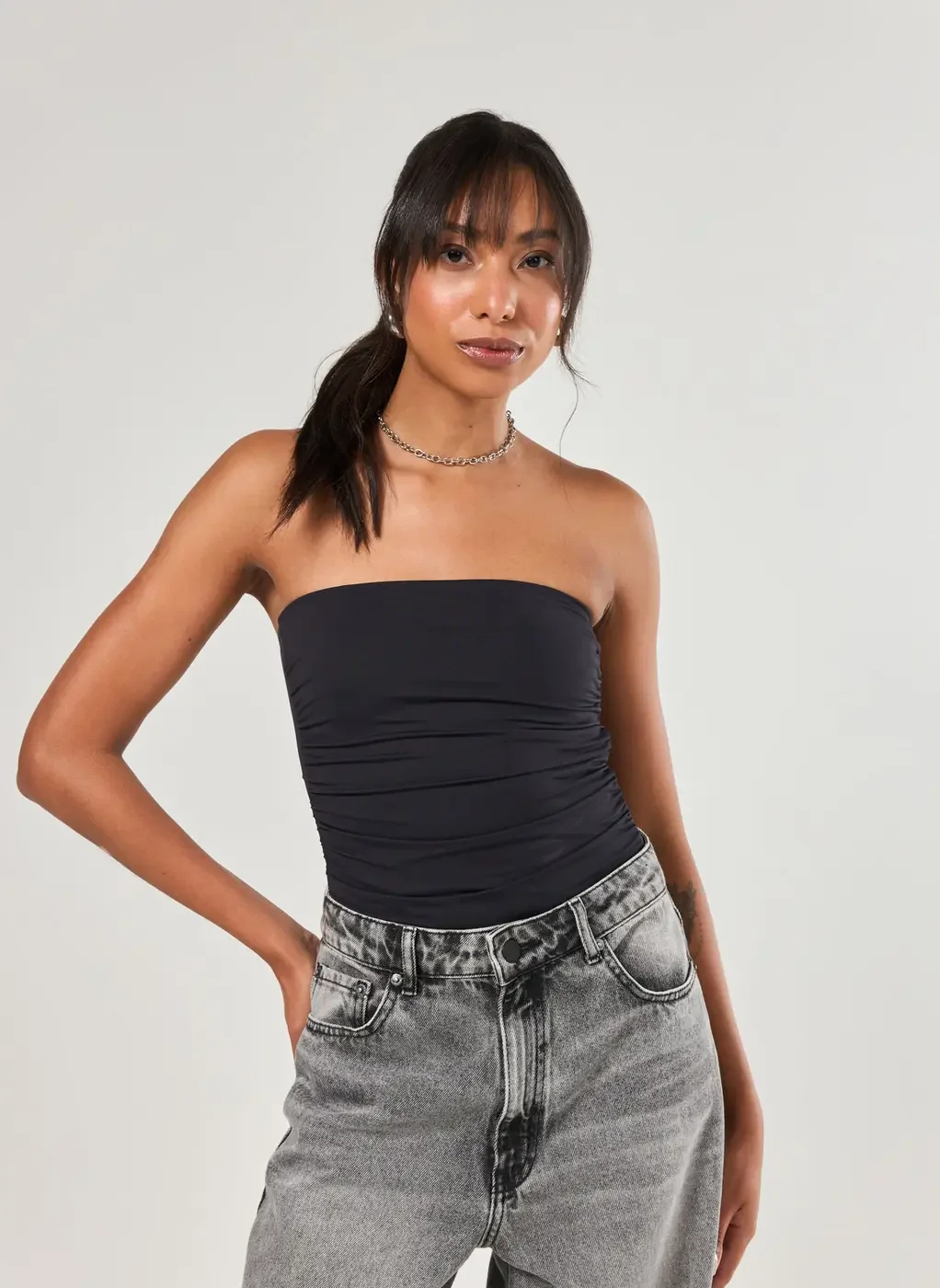 Body Poliamida Preto Decote Reto Franzido