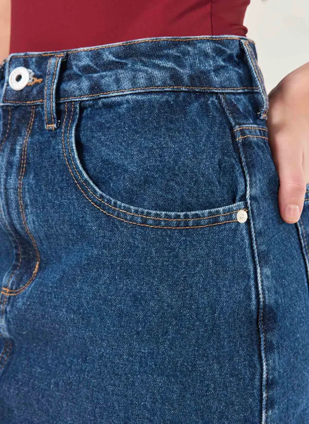 Short Saia Jeans Escuro Cintura Alta