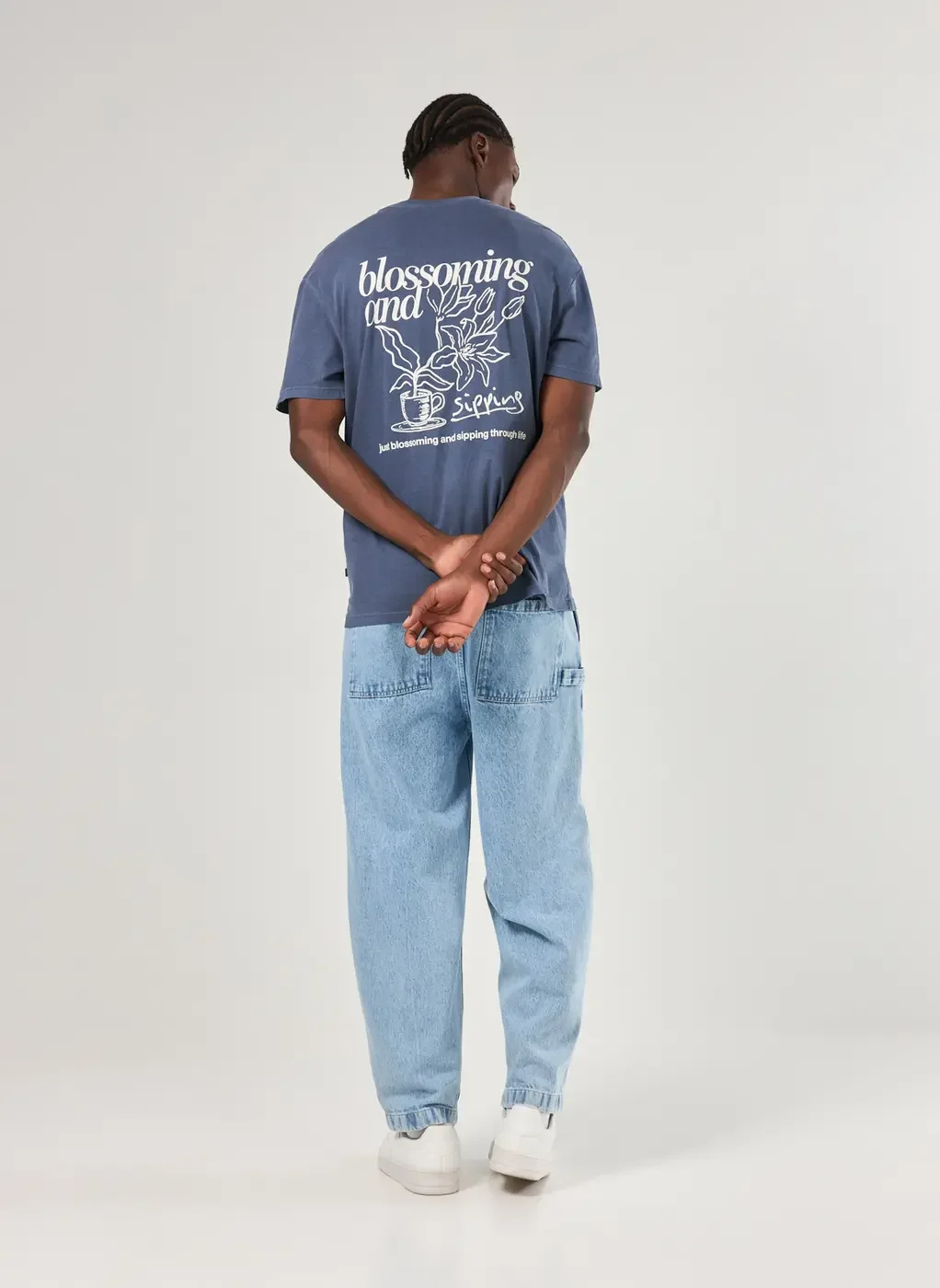 Camiseta Comfort Azul Blossoming