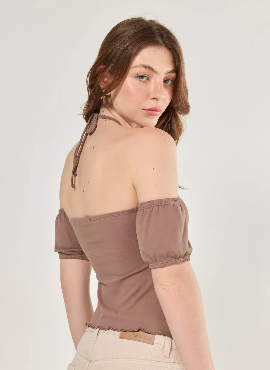 Blusa Ombro A Ombro Com Fenda