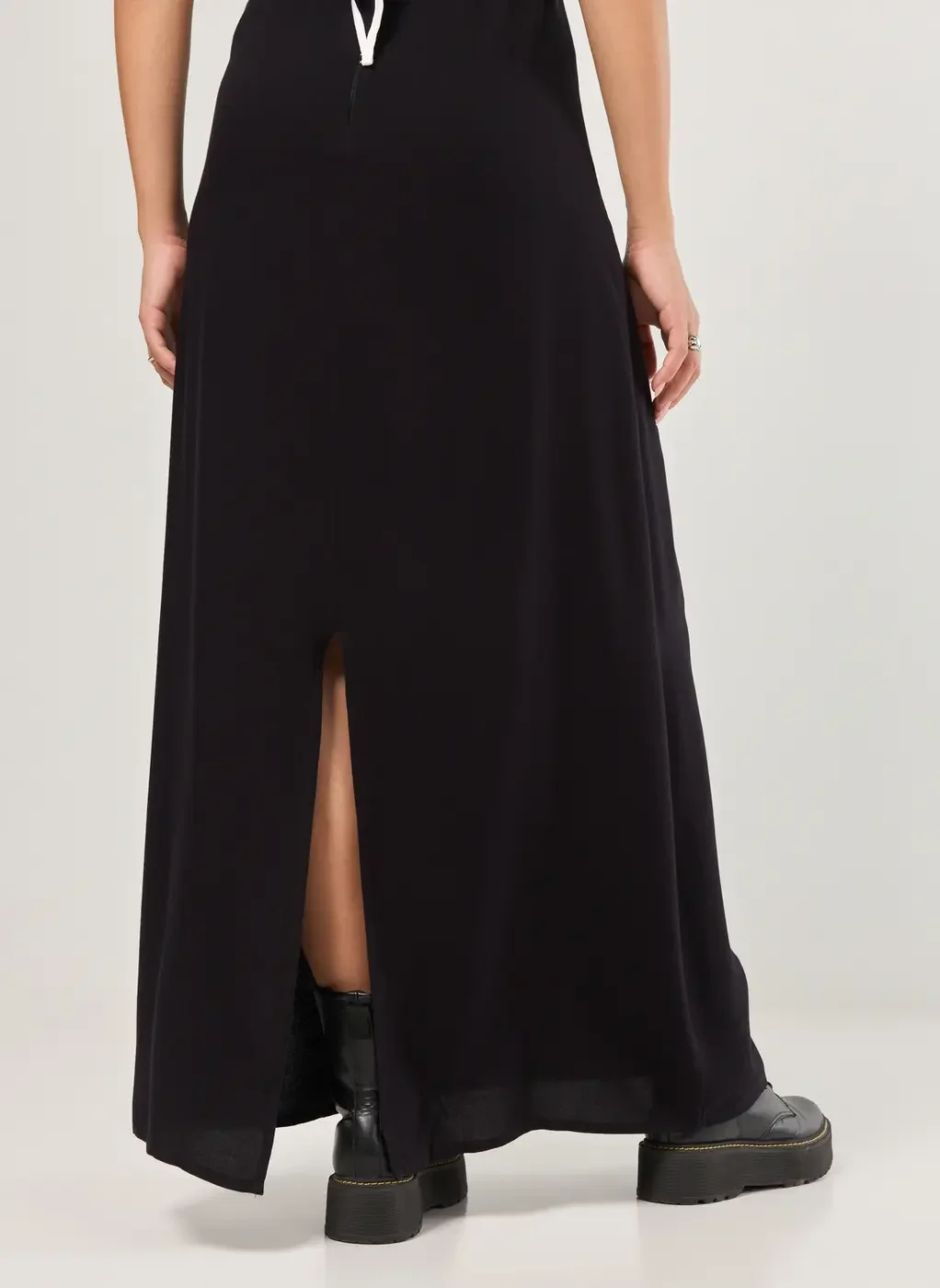 Vestido Midi Preto Contraste