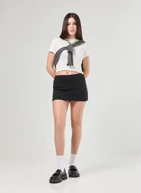 Micro Saia Preta Com Shortinho
