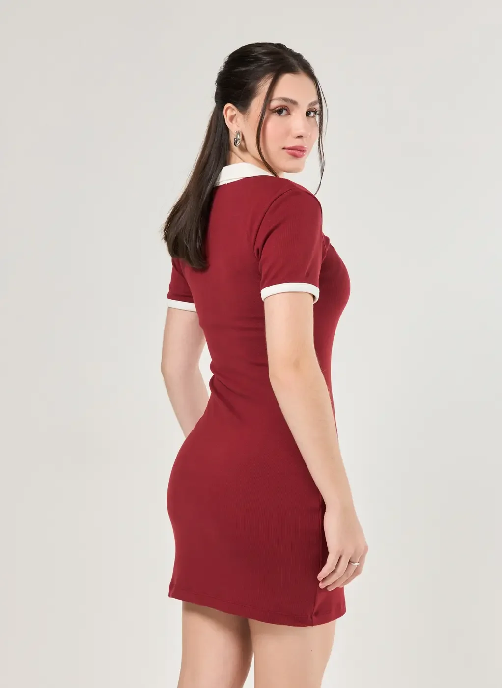 Vestido Malha Bordô Gola Polo