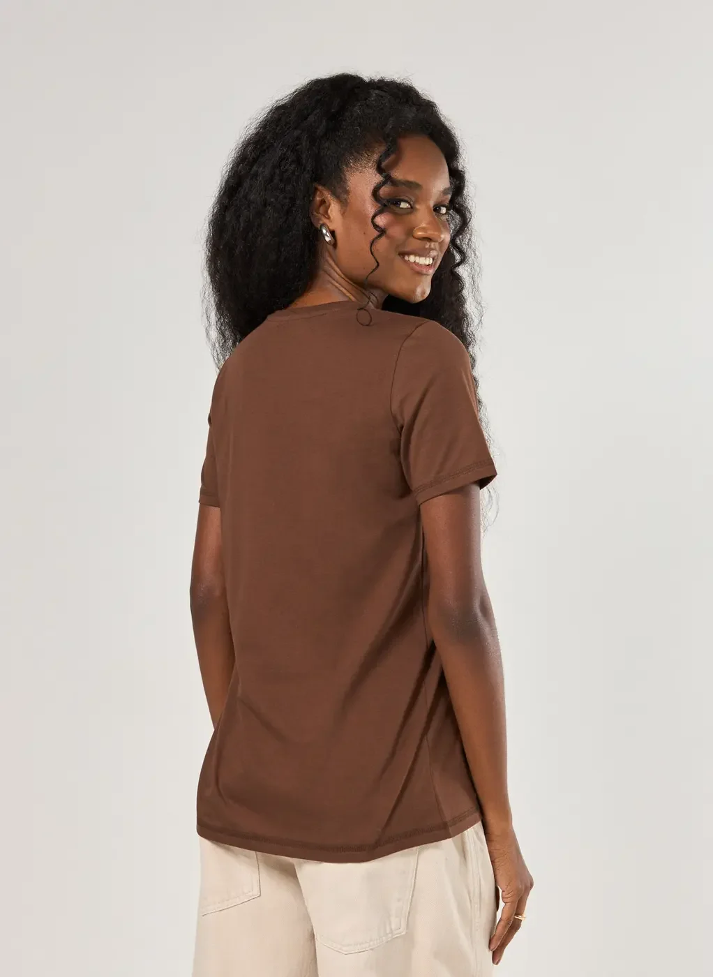 Camiseta Marrom Estampa Mística