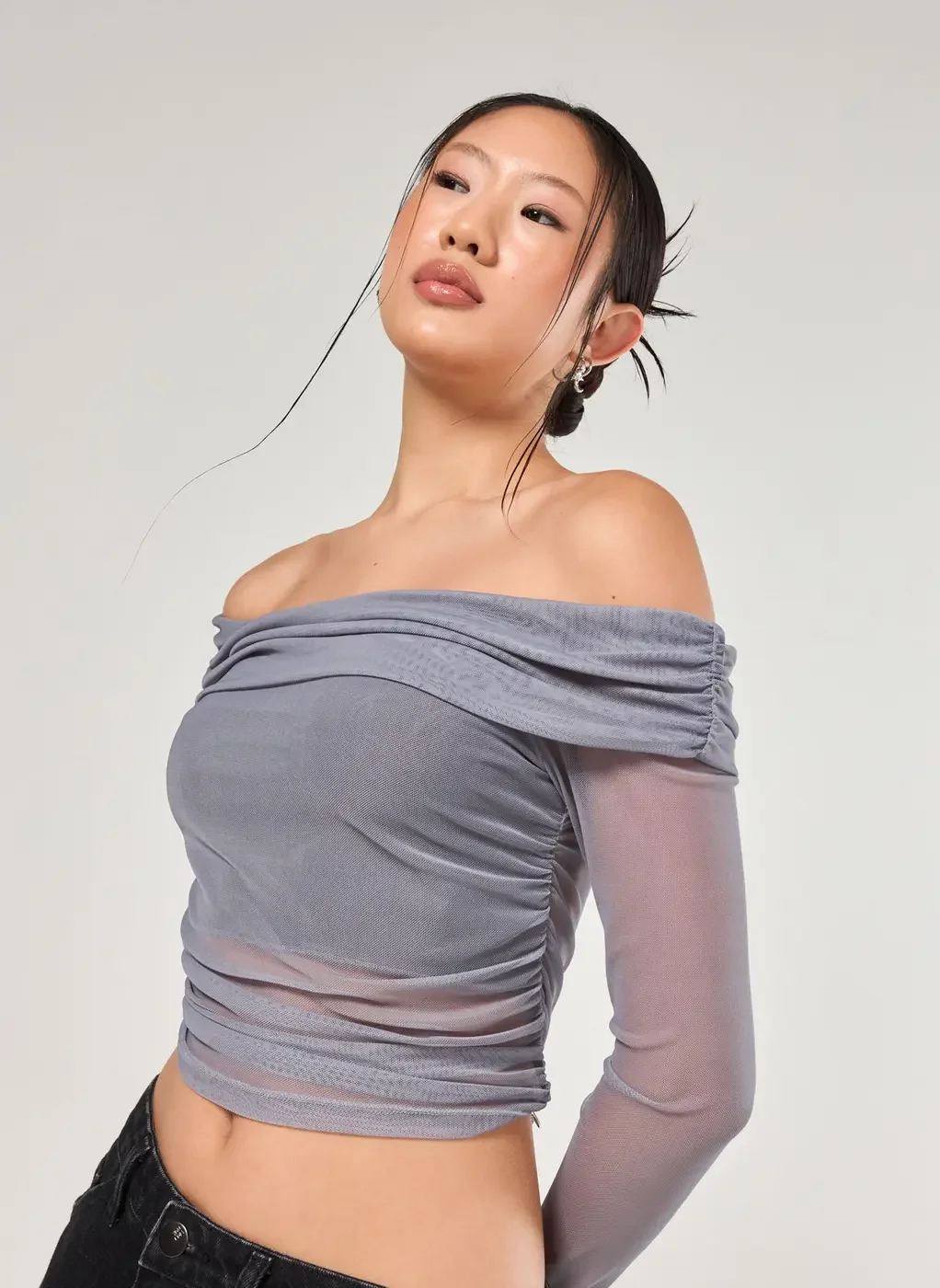 Blusa Ombro A Ombro Tule Cinza