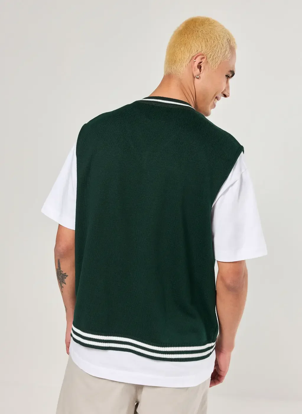 Regata Box Estilo Colete Tricô Verde