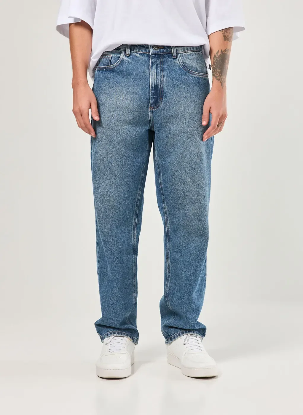 Calça Reta Jeans Médio
